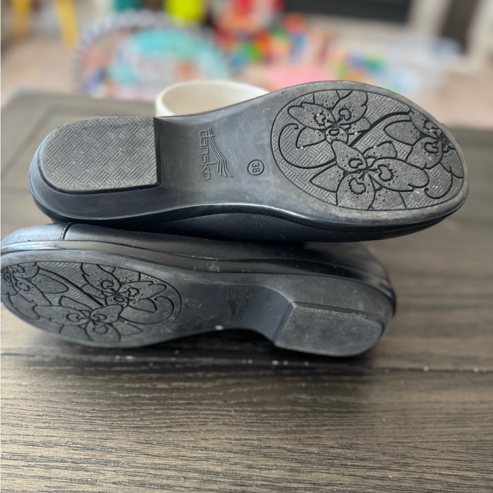 Dansko Opal Mary Jane Flat Leather Comfort Shoe - Picture 5 of 8